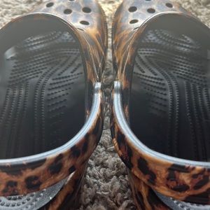 Cheetah print crocs